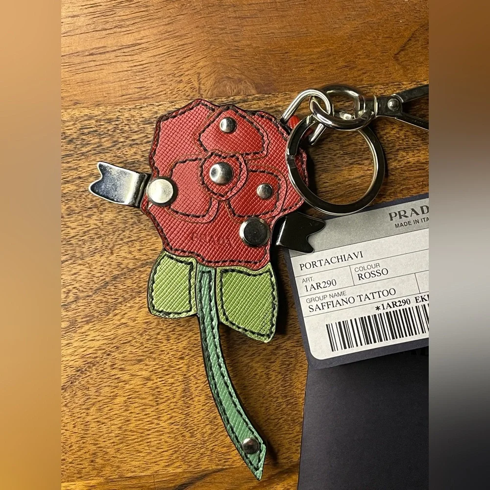 PRADA Portachiavi Red Tattoo Saffiano Leather Rose Bag Charm w/Box - Picture 2 of 7